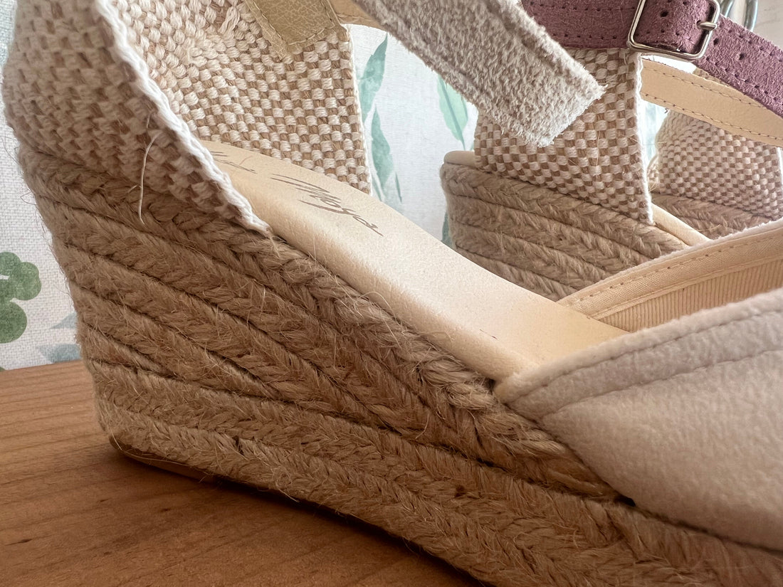 ALPARGATAS REINVENTADAS : La comodidad excepcional de los zapatos LLUÏSA MOYA