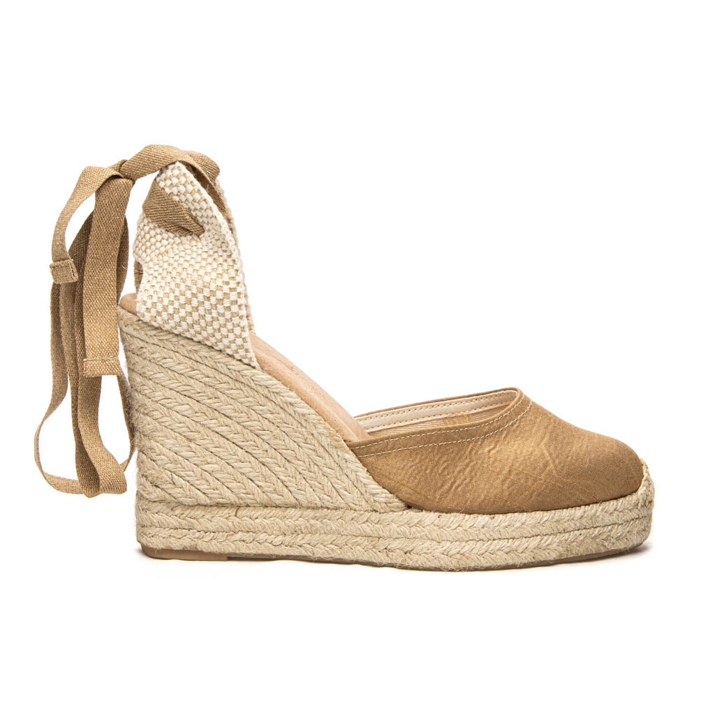 CANVA LINEN CARAMEL WEDGE