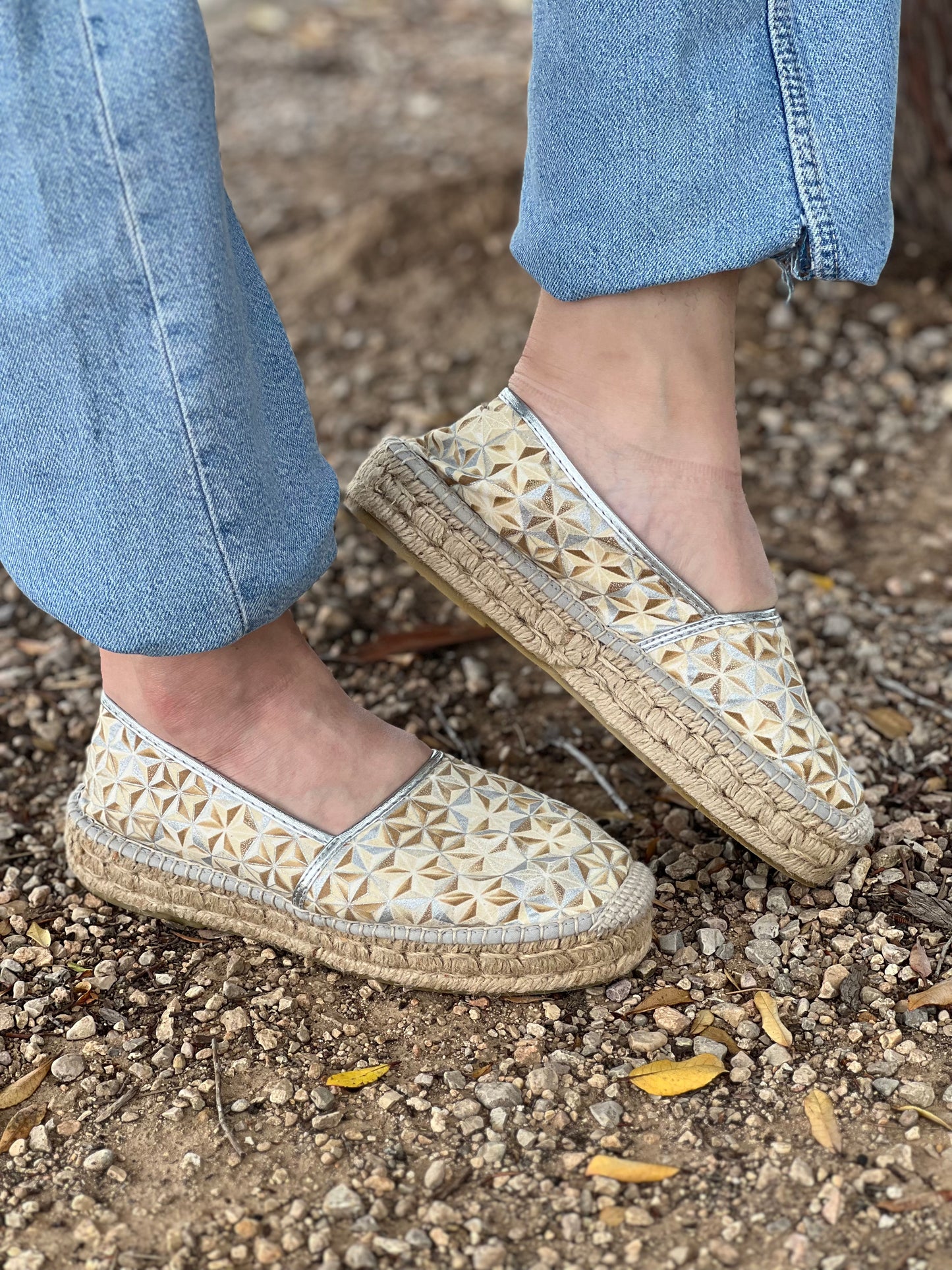 GOLD espadrilles